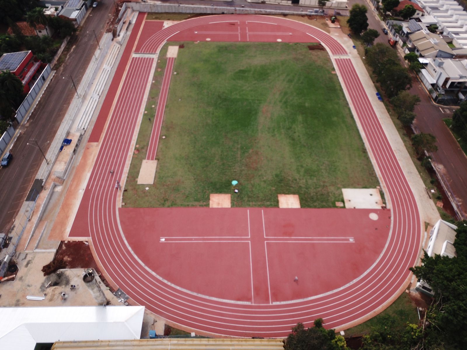 Resenha CM - Notícias Regionais - Pista de Atletismo de Campo Mourão ...