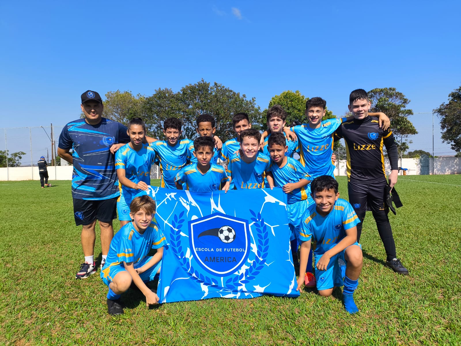 WhatsApp Image 2025-10-14 at 23.01.12